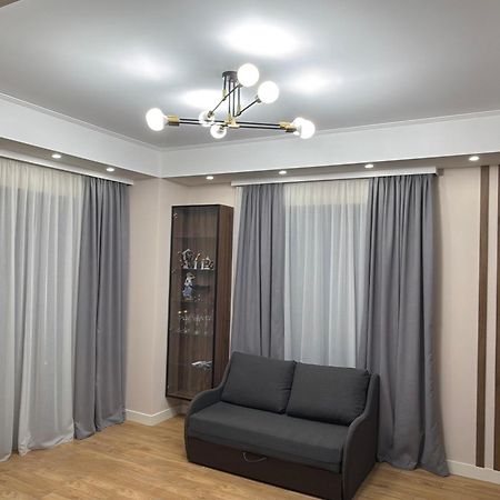 Tbilisi Hilton Apartment Exterior foto